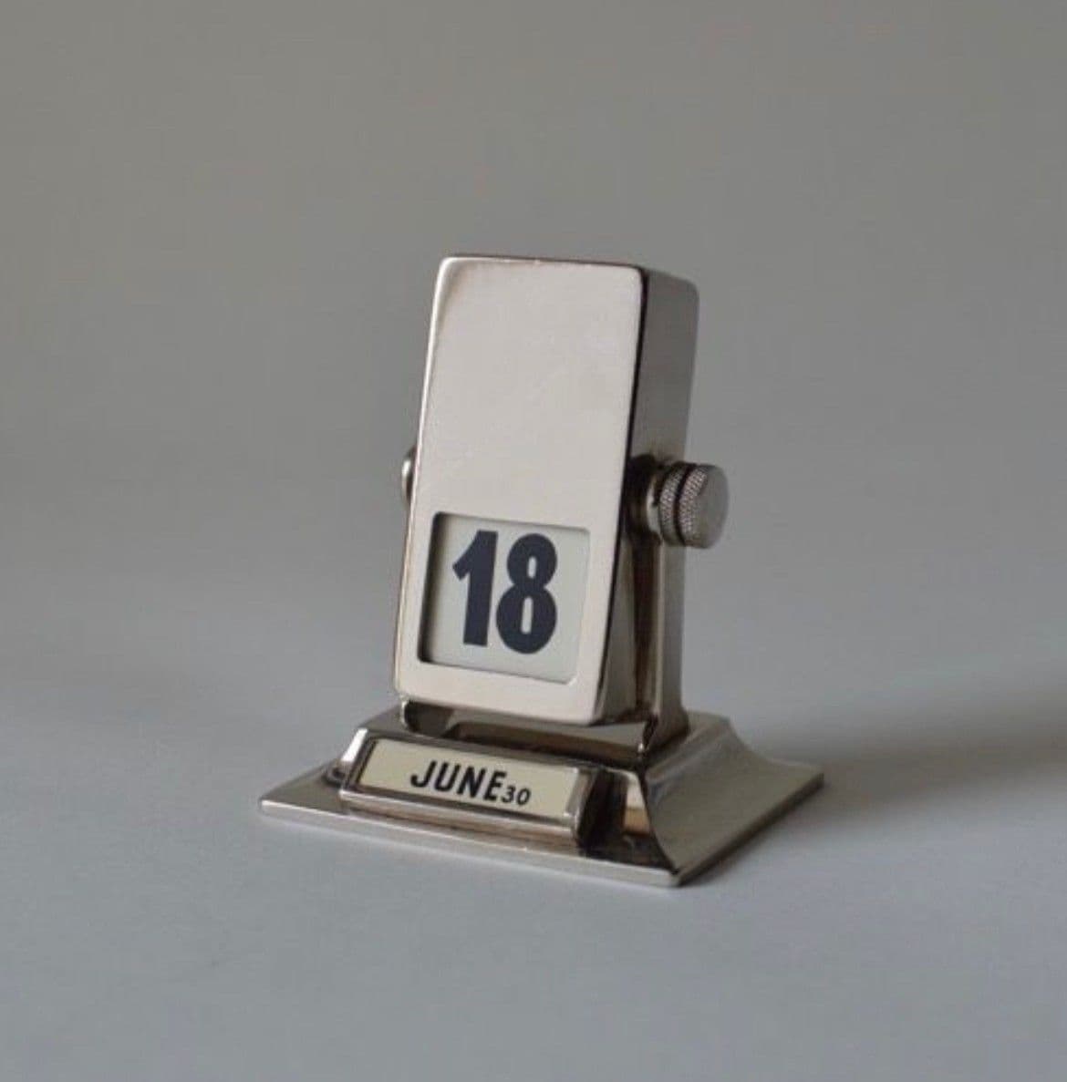 Silver desk calendar